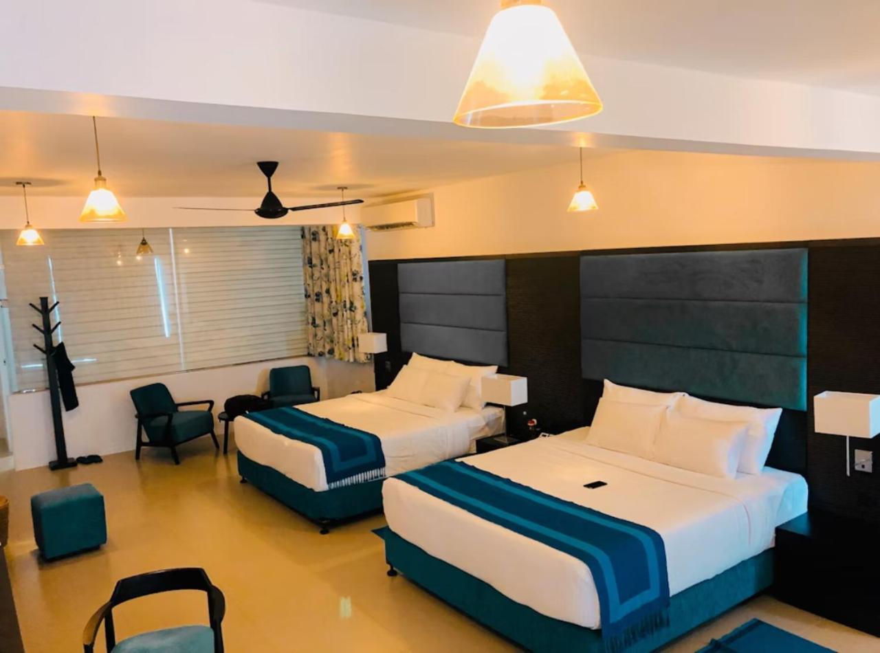 Hotel Hotel Heavenwood Suites Near Delhi Airport New Delhi